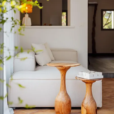 La Maison Sur La - Les Pieds Dans L'eau