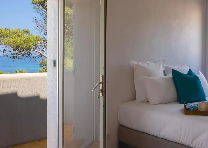 La Maison Sur La - Les Pieds Dans L'eau * Bonifacio (Corsica)