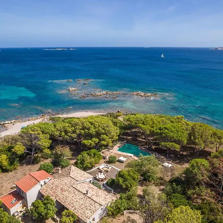 La Maison Sur La - Les Pieds Dans L'eau Bonifacio (Corsica)